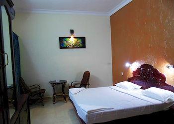 Puja Samudra Ayurveda Beach Resort Kovalam Exterior photo